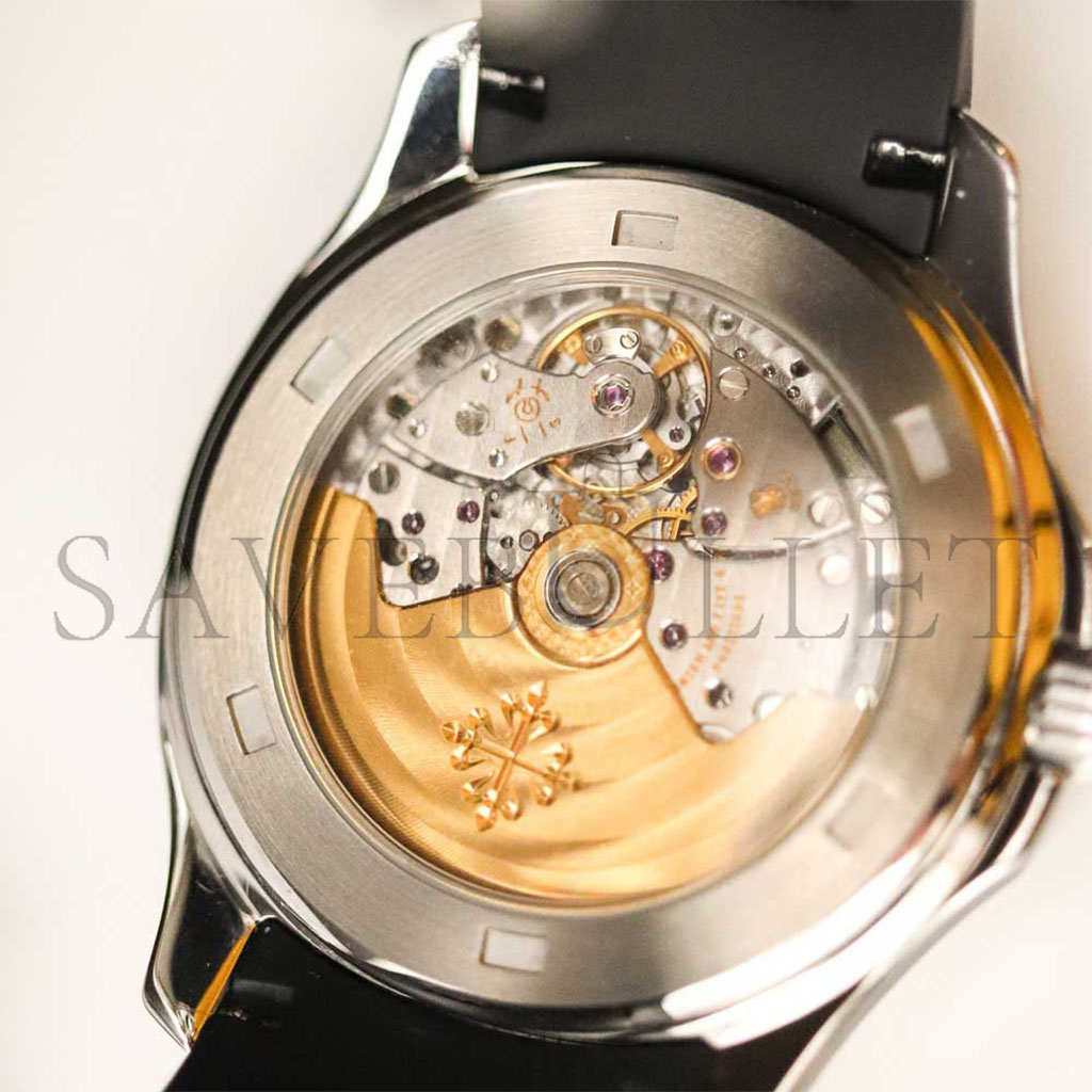 P**ek Ph**ppe aquanaut watch 5165a -001